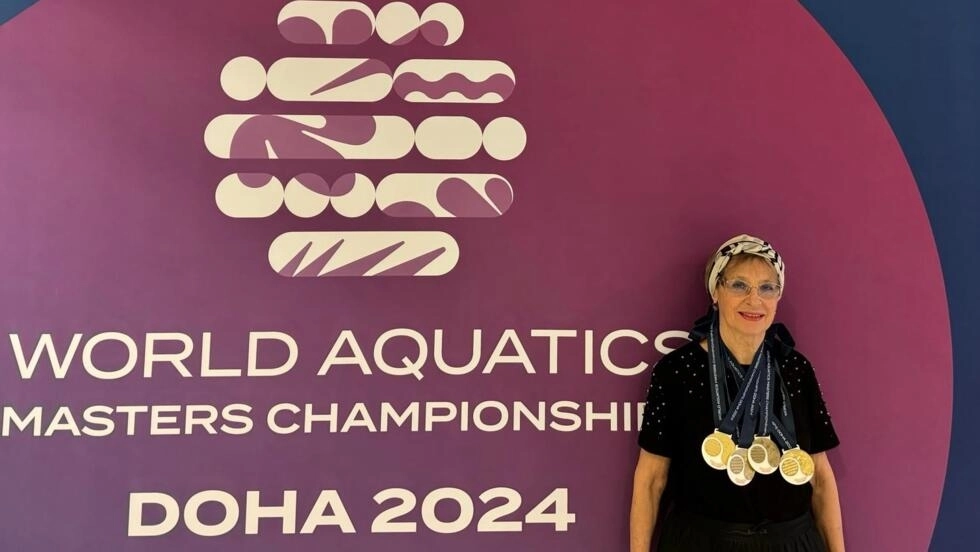 O clujeancă de 81 de ani a câștigat 4 medalii de aur la Campionatele Mondiale de Natație de la Doha
