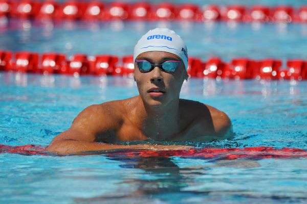 David Popovici s-a calificat în semifinalele probei de 100 de metri liber de la Campionatul Mondial de natație din Japonia