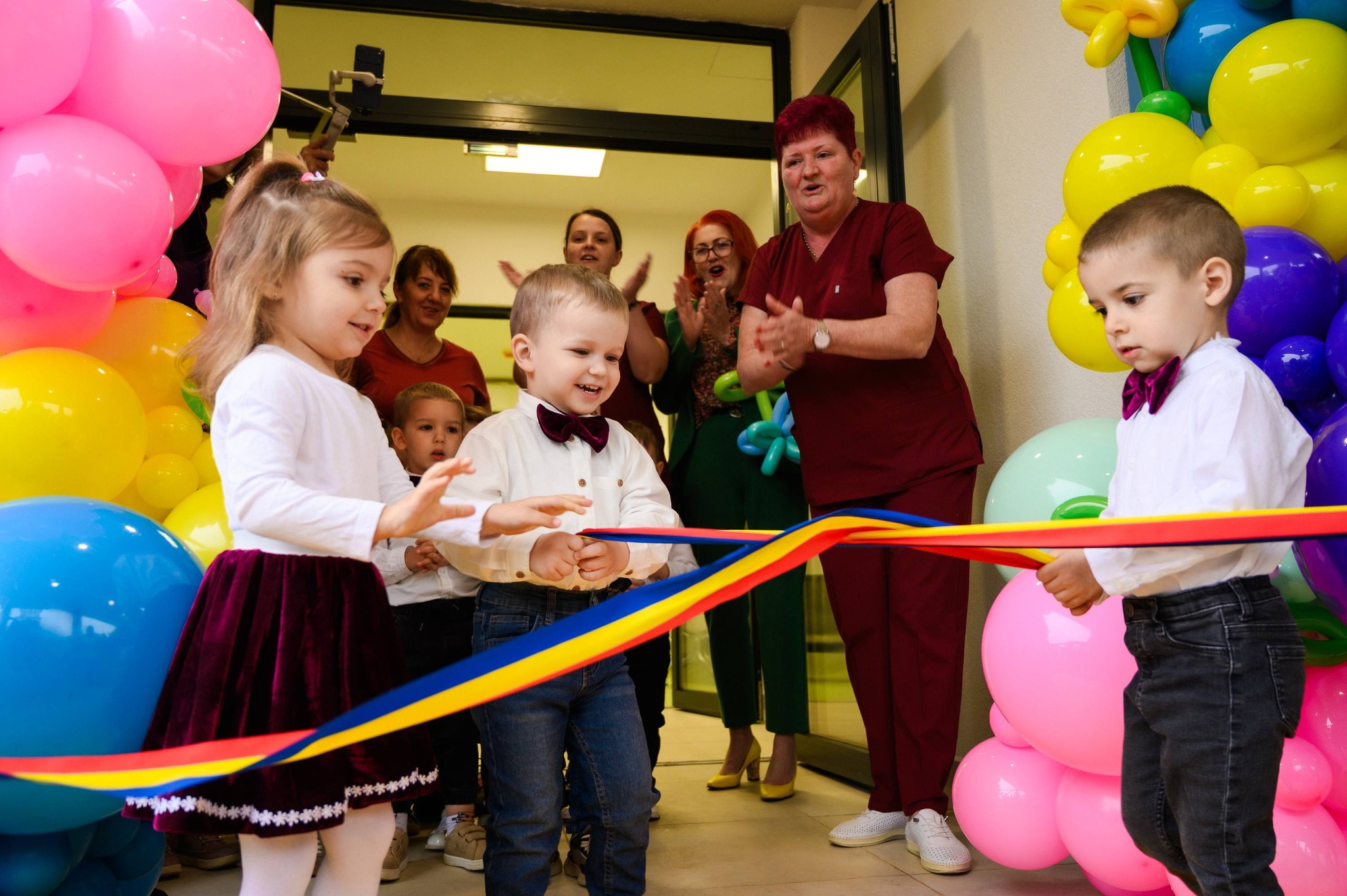 Baia Mare, Maramureș, devine primul oraș din România cu două creșe noi inaugurate simultan, un proiect major al administrației locale pentru sprijinirea familiilor tinere!