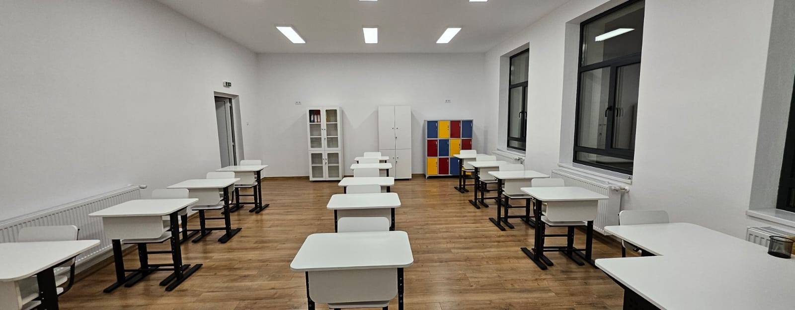 Toate școlile din Bârsana, județul Maramureș, vor fi modernizate: Primăria și primarul Teodor Ștefanca finalizează un amplu program de investiții în educație!